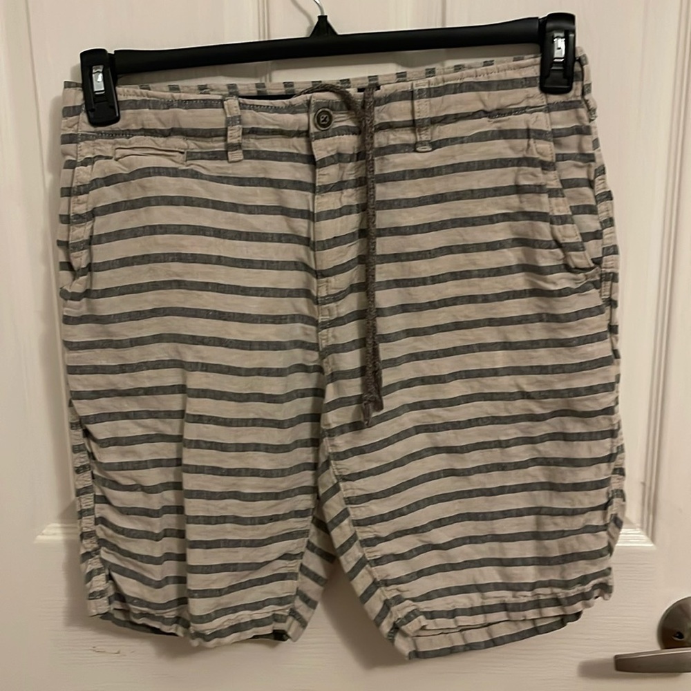 Men’s lucky brand shorts